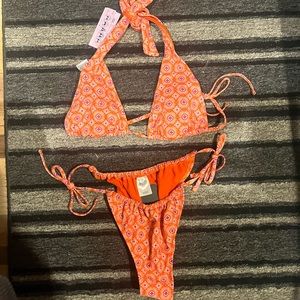 NEW WITH TAGS-WILD FABLE Convertible top bathing suit